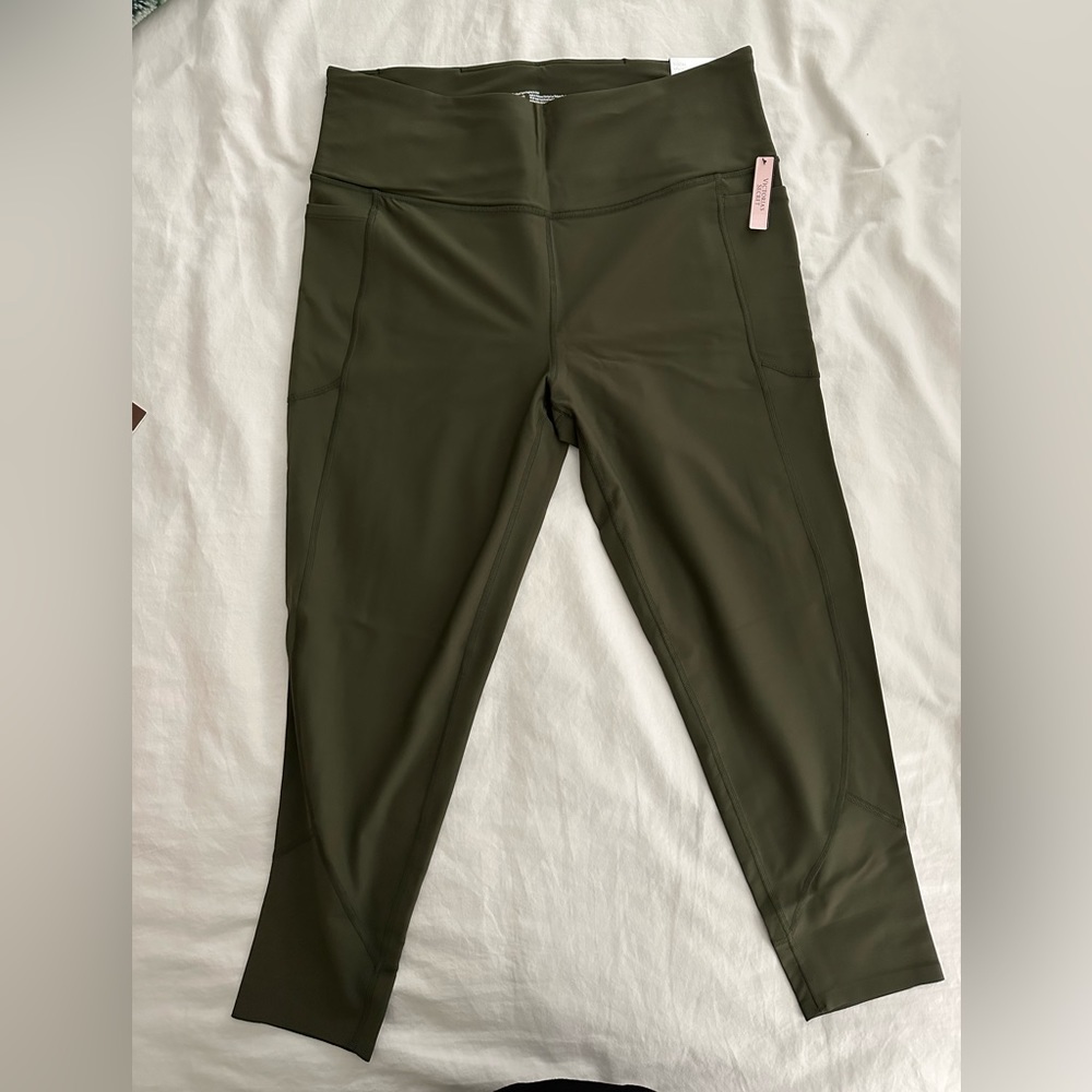 BRAND NEW Victoria’s Secret 3/4, full length, leggings